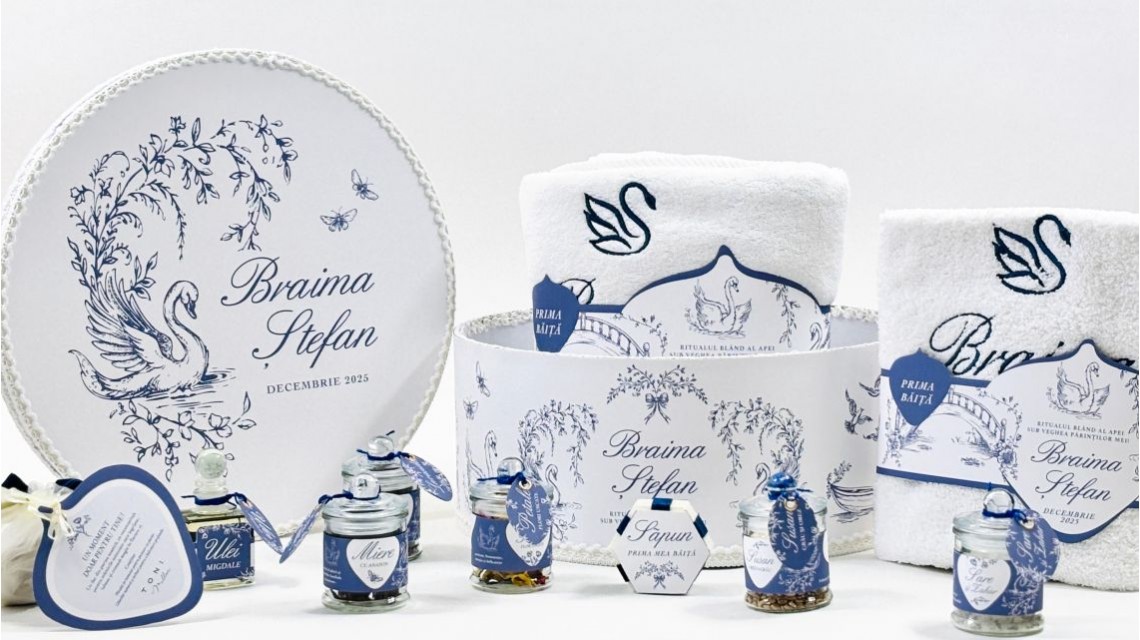 Set Prima Băiță cu nasii dupa botez Swan Lake Ritual Blând al apei pentru Băieți 32